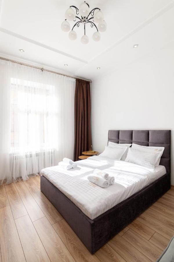 Avangard Liberty Avenue Apart ลวีฟ ภายนอก รูปภาพ